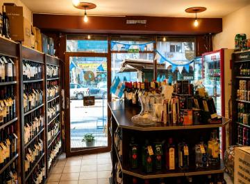Fondo de comercio · 38m² · Venta Fondo de Comercio Bebidas Villa Luro