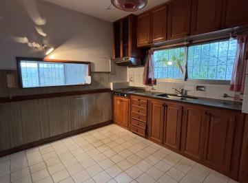 PH · 87m² · 4 Ambientes · 1 Cochera · Venta PH 4 Amb Cochera Parrilla Sin Expensas Quilm