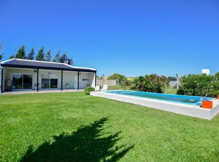 Casa · 120m² · 2 Ambientes · 2 Cocheras