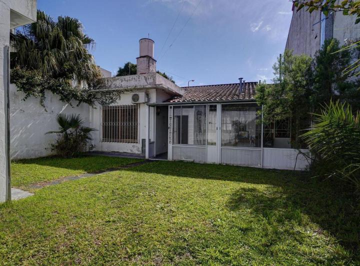 Casa · 100m² · 3 Ambientes · 1 Cochera