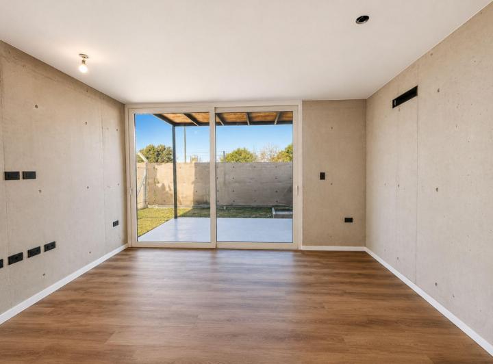 Casa · 44m² · 2 Ambientes · 1 Cochera