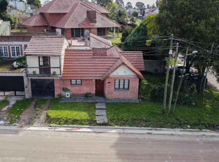 Casa · 108m² · 3 Ambientes · 1 Cochera
