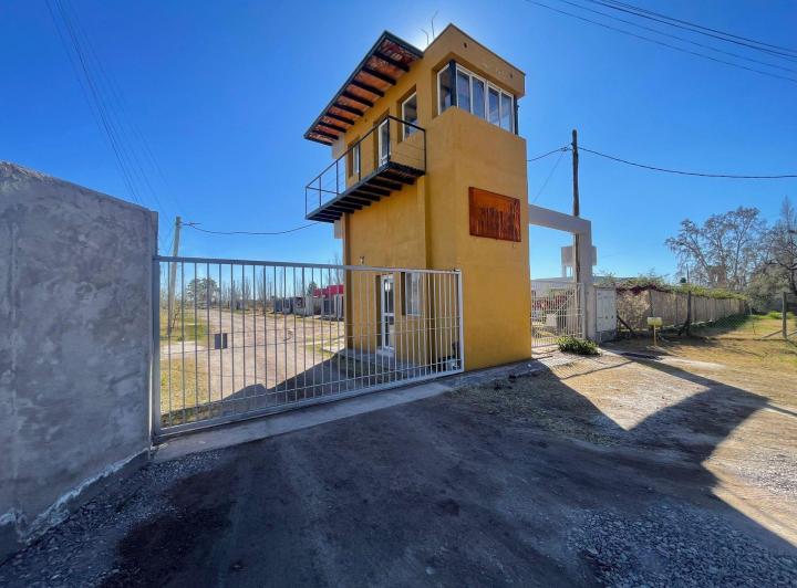 Casa · 110m² · 6 Ambientes · 1 Cochera
