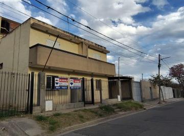 Casa · 100m² · 4 Ambientes · 2 Cocheras · Duplex en Venta a 100 m de La Casa de La Puna
