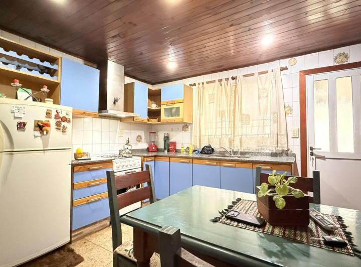 Casa · 123m² · 4 Ambientes · 1 Cochera