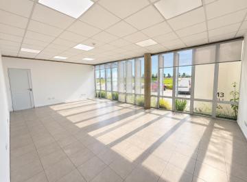 Oficina comercial · 170m² · 6 Cocheras · Oficina en Alquiler - Area Industrial Uriburu