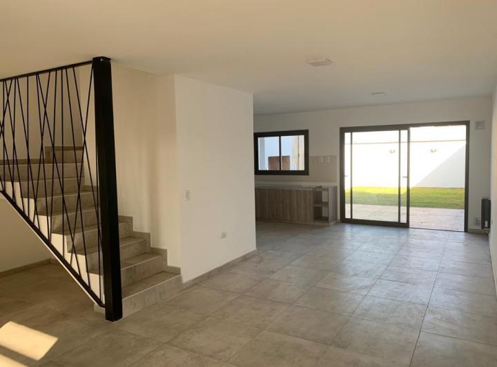 PH · 140m² · 5 Ambientes · 2 Cocheras