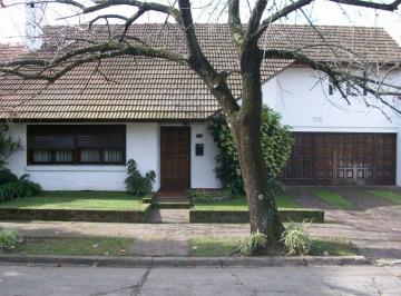 Casa de 1 ambiente, Almirante Brown · Chalet en Buen Estado y Excelente Ubicación.