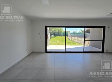 Casa · 150m² · 4 Ambientes · 2 Cocheras · Dúplex a Estrenar - 3 Dorm. - Bº 7 Soles