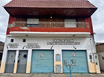 Casa · 184m² · 4 Ambientes · 3 Cocheras · Venta Casa 3 Amb Local Comercial Lanus
