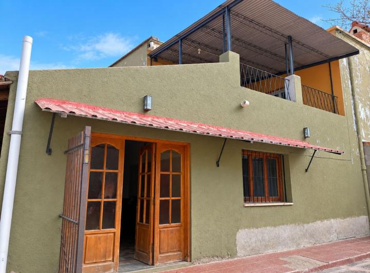 Casa · 335m² · 4 Ambientes · 1 Cochera