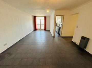 Departamento de 4 ambientes, Córdoba · Amplio Departamento con Cochera Incluida y Balcon