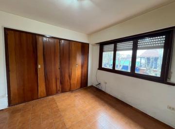 Departamento de 2 ambientes, Miramar · Alquiler Anual en Miramar Centro C. 21 y C. 38