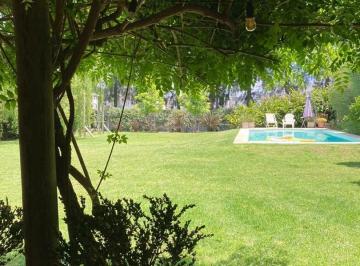 Casa · 280m² · 6 Ambientes · 1 Cochera · Casa en Alq. Temporario en Santa Barbara, Tigre, G. B. a. Zona Norte