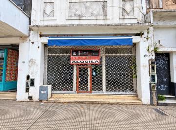 Local comercial · 102m² · 3 Ambientes · Local en Banfield Este