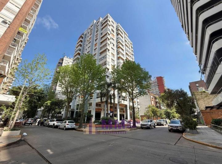 Departamento · 82m² · 4 Ambientes · 1 Cochera