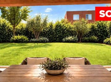 Casa · 80m² · 3 Ambientes · 2 Cocheras · Casa - Eidico Casas
