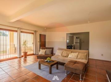 Casa · 163m² · 3 Ambientes · 1 Cochera · Venta Casa 2 Dorm. con Fondo Solymar Sur