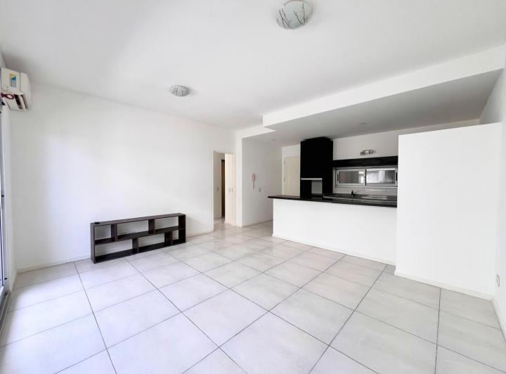 Departamento · 45m² · 2 Ambientes · 1 Cochera