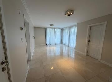 Departamento · 60m² · 2 Ambientes · Alquiler Semipiso 2 Ambientes con Cochera y Baulera Los Troncos