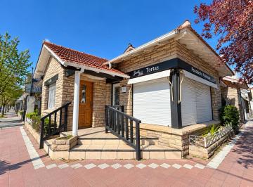 Oficina comercial de 5 ambientes,  · Alquiler Comercial / Profesional en Chauvin