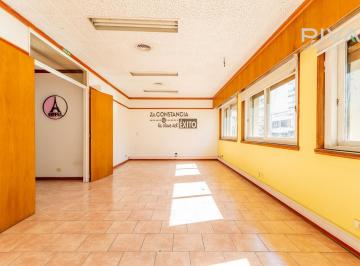 Oficina comercial · 111m² · 4 Ambientes · Oficina en Flores