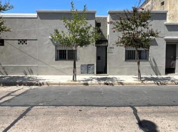 rs:tcwh7xuhx0mca22r9e3h4lk1 · Venta Casa y 2 Deptos con Pileta Apto Credito