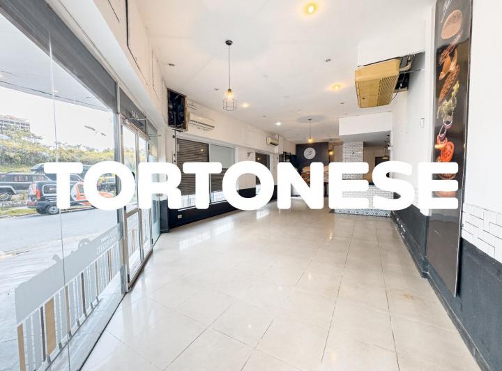 Local comercial · 144m² · 1 Ambiente