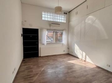 PH · 48m² · 2 Ambientes · PH 2 Ambientes en Alquiler. Sin Expensas. Saavedra
