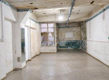 Oficina comercial de 2 ambientes, Balvanera · Oficina, Depósito Ó Depto | 153 m² Totales | Pb + Gran Subsuelo | Entrada Independiente | Apto Prof