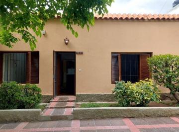 Casa de 4 ambientes, San Francisco del Monte · Casa en Alquiler Godoy Cruz