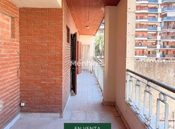 Departamento · 4 Ambientes · 1 Cochera · Departamento en Venta de 3 Dorm. con Cochera a m de Plaza Urquiza