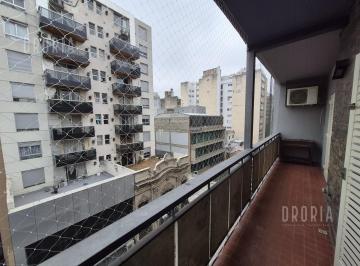 Departamento · 130m² · 5 Ambientes · Departamento Enorme a m de Cañada! 3 Dorm, Frente con Gran Balcon! Impecable