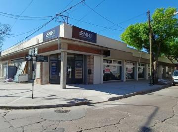Local comercial · 523m² · Locales en Alquiler en Excelente Esquina de Av Santa Fe y Dorrego