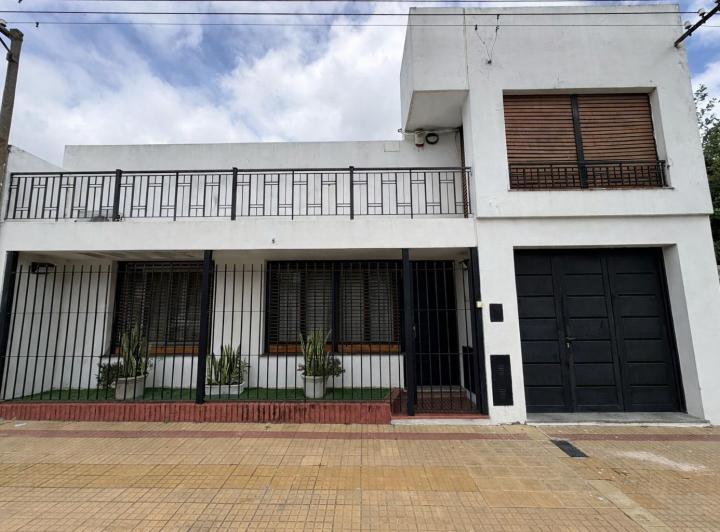 Casa · 150m² · 5 Ambientes · 1 Cochera