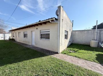 PH de 1 ambiente, La Plata · Casa en Alquiler 523 Entre 115 y 116