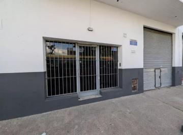 Bodega-Galpón de 4 ambientes, Moreno · Excelente Galpon en Alquiler con Local, en Moreno Centro