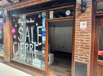 Local comercial · 32m² · Alquiler Local Comercial. Galeria El Establo Moron