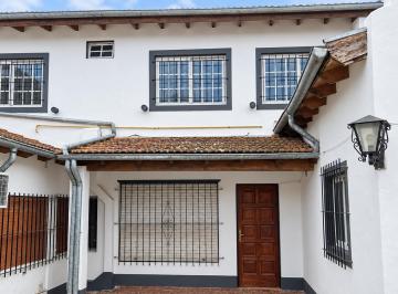 Casa de 3 ambientes, Esteban Echeverría · Casa 3 Dorm. con Patio y Parrilla