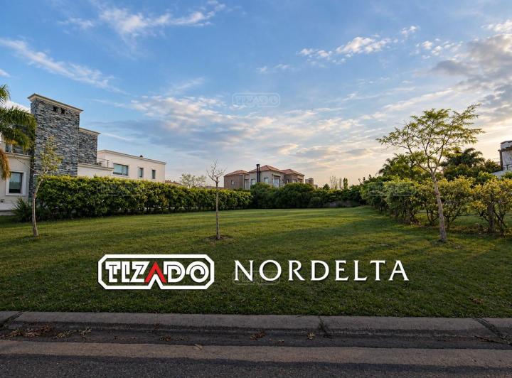 Terreno · 622m²
