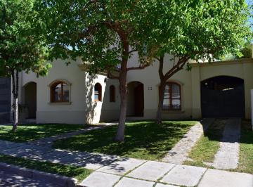 Casa · 283m² · 8 Ambientes · 2 Cocheras · Venta Casa Palmares Amoblada