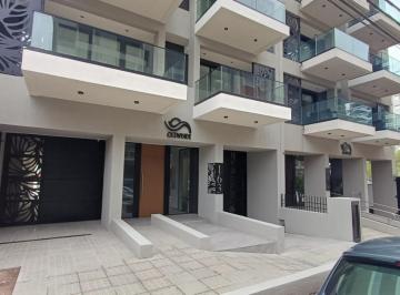 Departamento · 80m² · 3 Ambientes · 2 Cocheras · Departamento en Alquiler