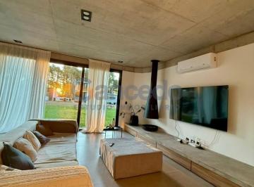Casa · 170m² · 3 Ambientes · Casa Pioneros Barrio Cerrado