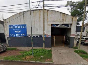Bodega-Galpón · 220m² · Galpón en Alquiler