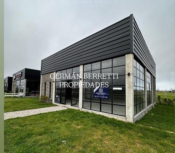 Local comercial · 144m²