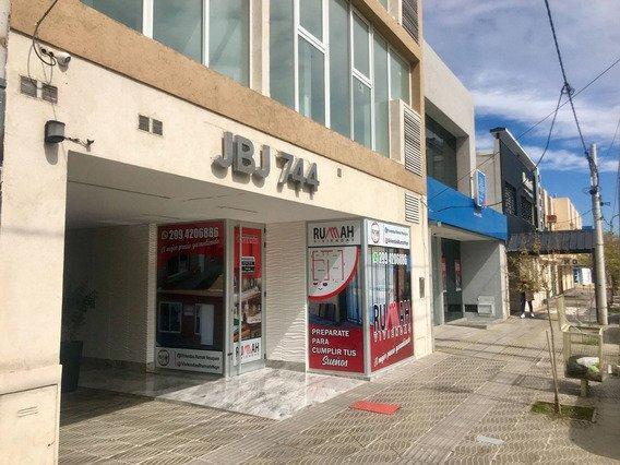 Departamento · 70m² · 4 Ambientes · 1 Cochera
