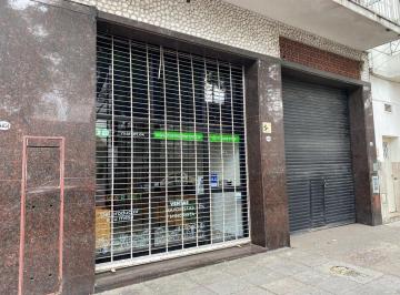 Bodega-Galpón · 350m² · Alquiler Galpón con Local V. Urq. 380 m² /trifásica