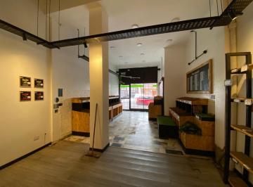 Local comercial · 380m² · 1 Cochera · Alquiler Local C/galpón V. Urqu. 380 m² /trifasica