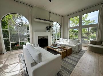 Casa de 5 ambientes, Tigre · Lindísima Casa en Venta y Alquiler de Estilo Moderno en Pacheco Golf Club Exclusividad
