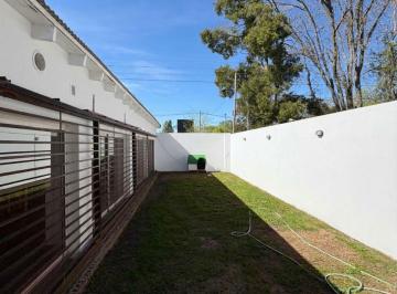 Casa · 145m² · 6 Ambientes · 2 Cocheras · Casa en Venta 3 Dorm. y Cochera en El Rincon